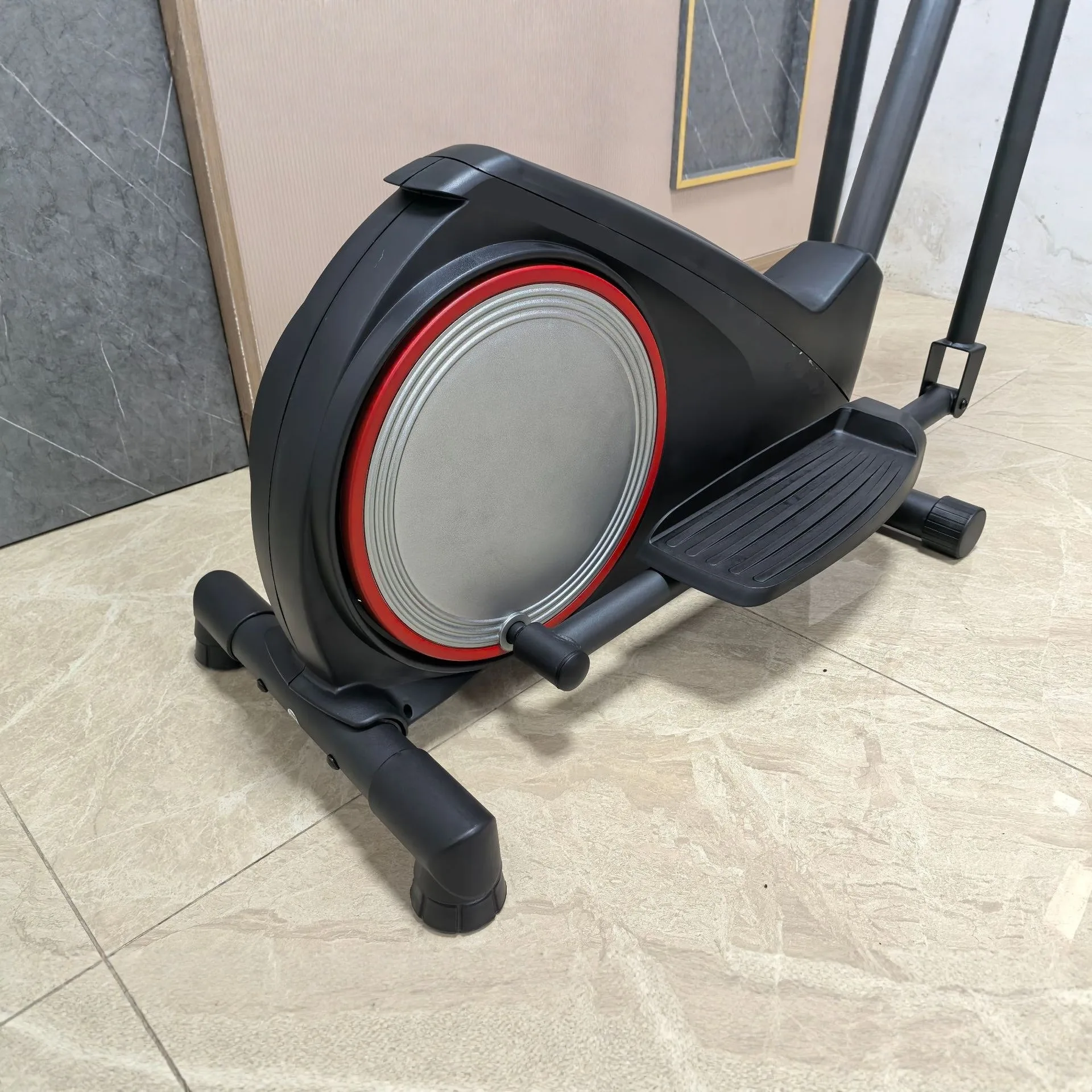 Vélo elliptique à commande magnétique pour usage domestique, idéal pour l'exercice aérobie en intérieur et la marche spatiale – Offre Spéciale – Image 5